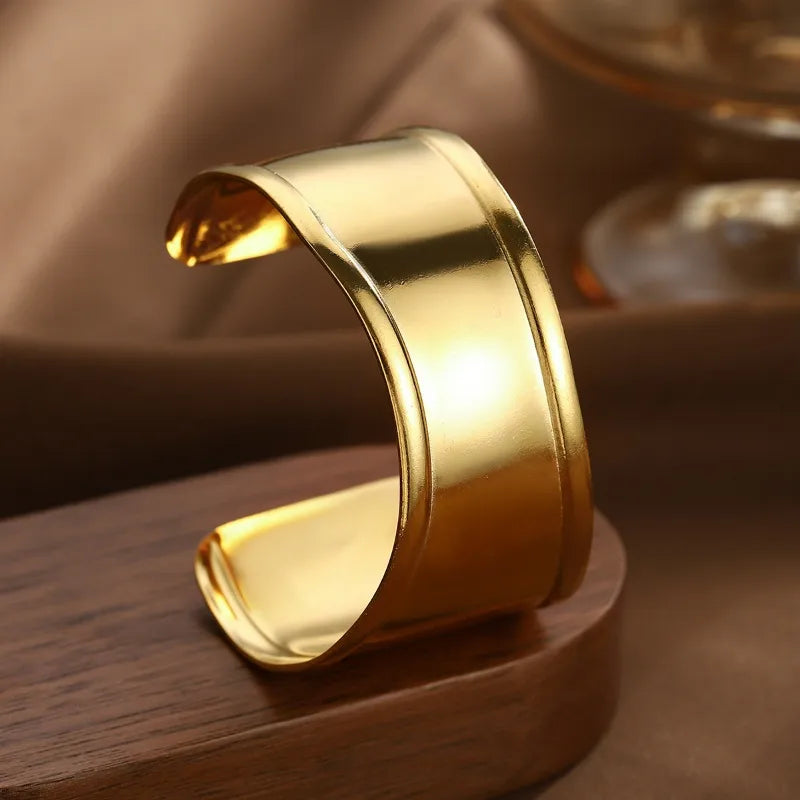 Power Cuff ~ Bracelet